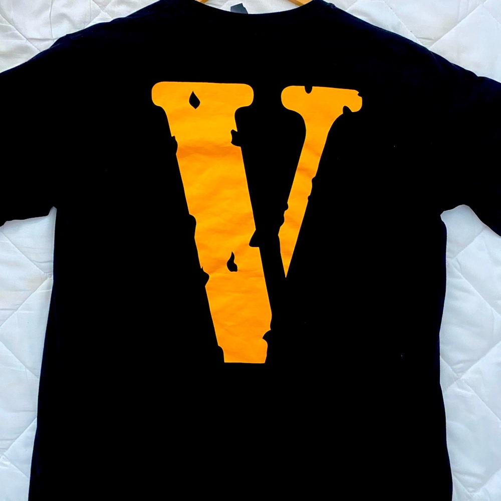 VLONE CLASSIC VINTAGE TEE V LONE FRIENDS V LONE